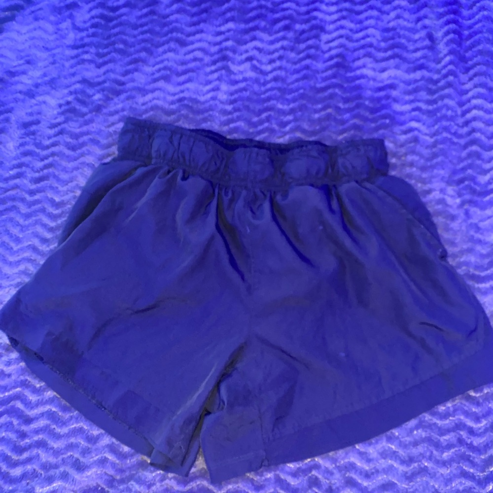 Size S black athletic shorts
